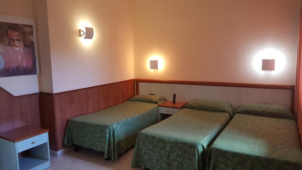 Hotel Laurence Roma Exterior foto