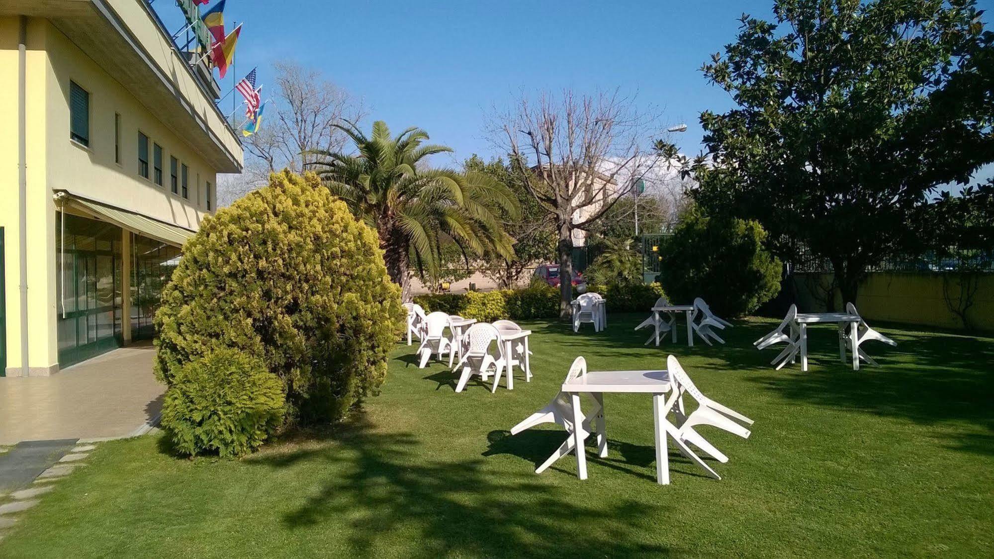 Hotel Laurence Roma Exterior foto